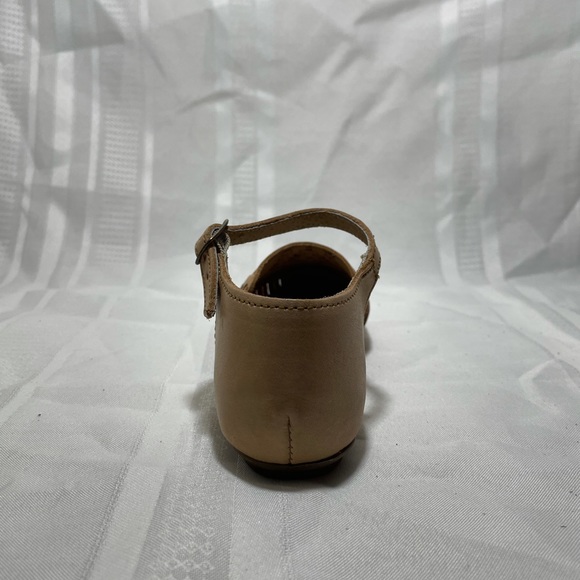 Tan color huaraches - Picture 6 of 6